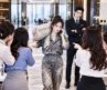 沒文化的鄉下女孩進城實習被全公司嘲諷，殊不知她是首富的博士未婚妻，一個電話展現財力暴露身份驚呆眾人！#爽劇 #反轉 #大女主 #短劇 #逆襲 #都市